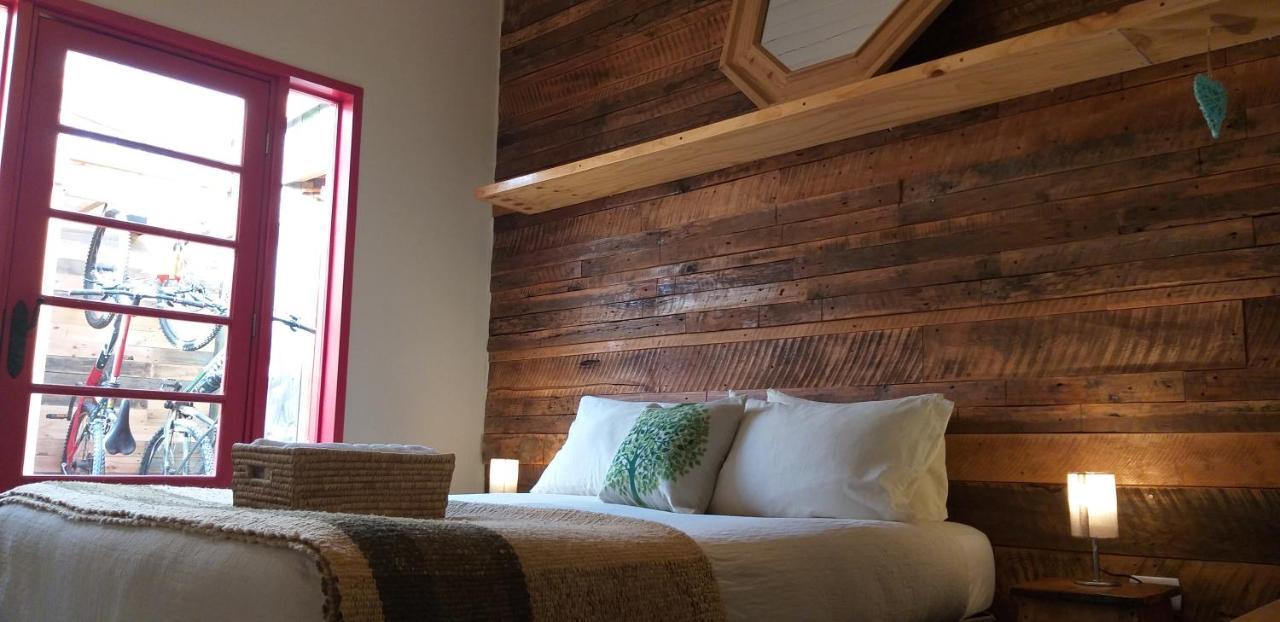 Hostel Treehouse Patagonia Puerto Natales Zewnętrze zdjęcie
